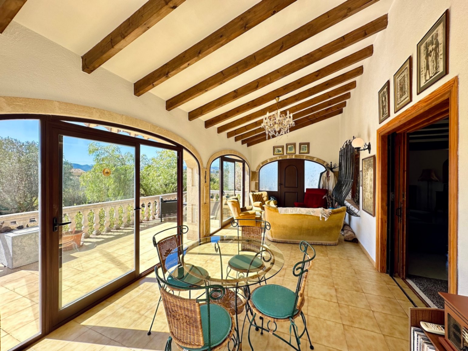 Traditionele villa in Montgo Valls